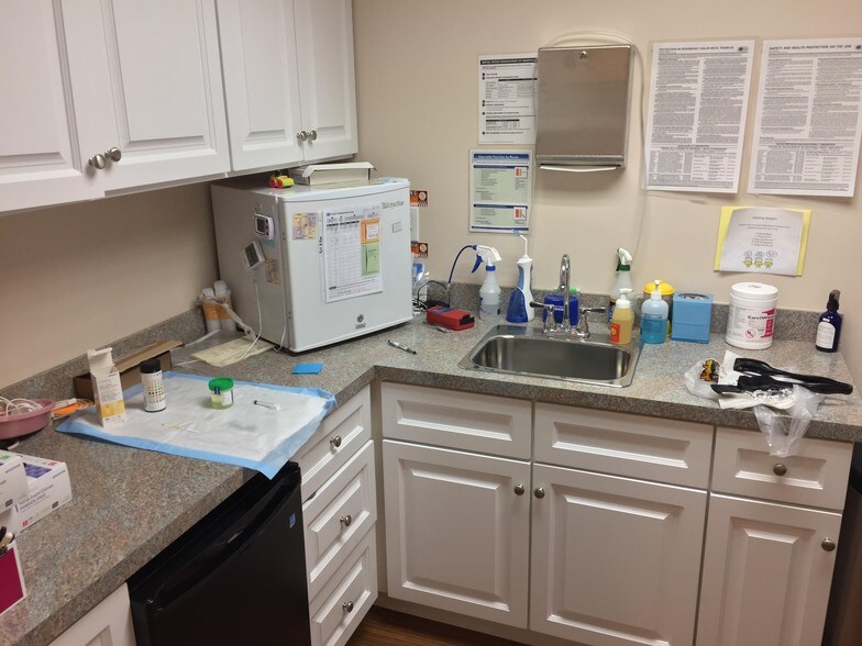More Photos Of 2700 N Bellflower Blvd, Long Beach Medical For Lease