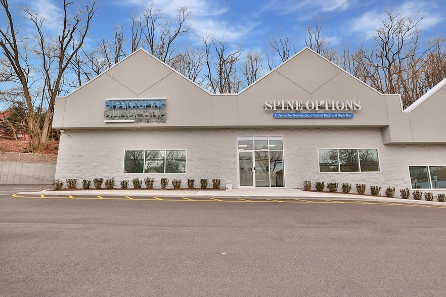 More Photos Of 10 Waldron Ave, Nyack Storefront For Lease