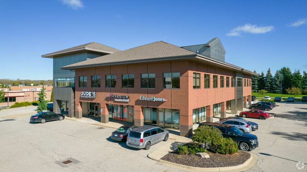 More Photos Of 5020 Beltline Ave NE, Grand Rapids Office Residential For Lease
