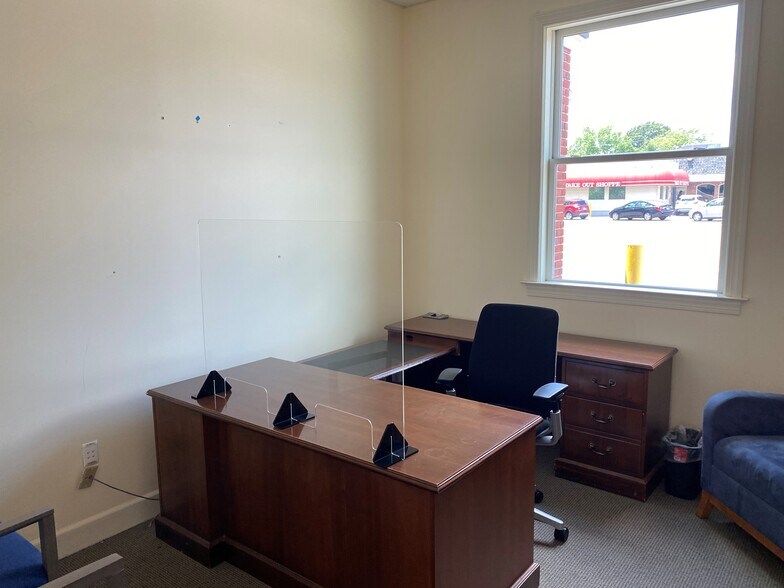 More Photos Of 1602 Walton Way, Augusta Bank For Sale