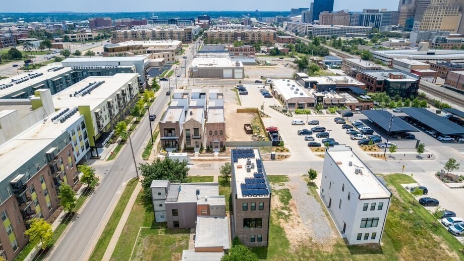 More Photos Of 33 NE 7th St, Oklahoma City Land For Sale