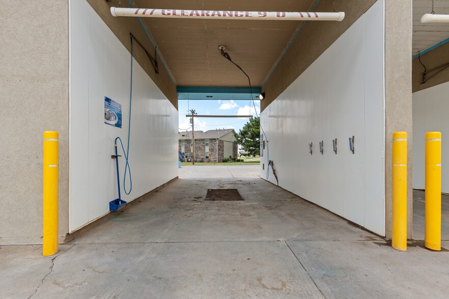 More Photos Of 1003 N Main St, Tonkawa Carwash For Sale