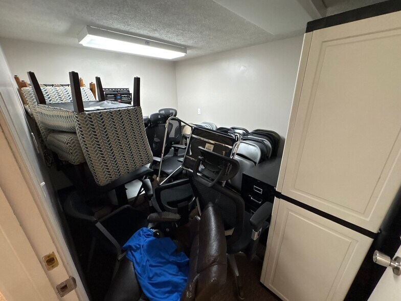 More Photos Of 707 Widewater Dr, Lafayette Industrial For Lease