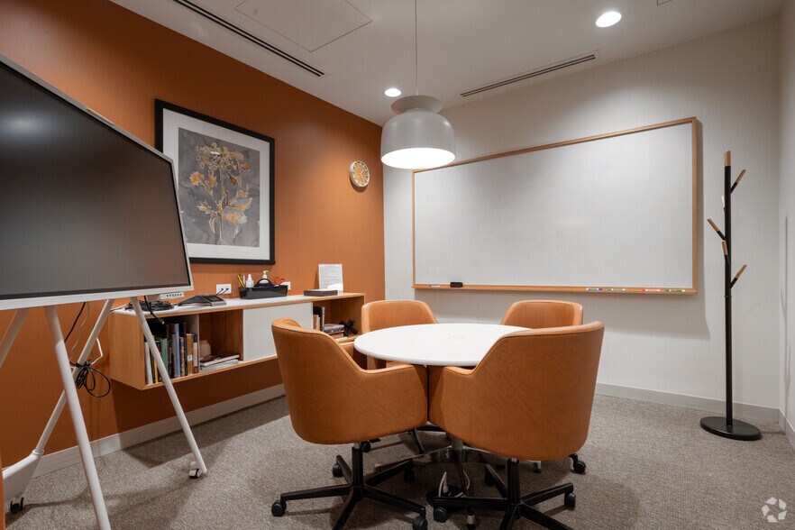 More Photos Of 111 Congress Ave, Austin Coworking Space