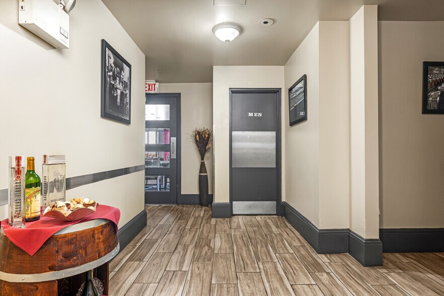 More Photos Of 2099 Post Rd, Warwick Restaurant For Sale