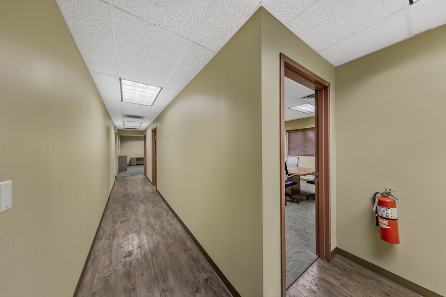 More Photos Of 180 Ushers Rd, Round Lake Warehouse For Sale