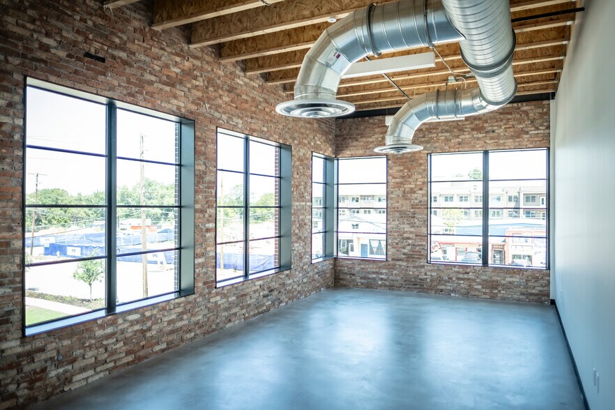 More Photos Of 101 Nursery Ln, Fort Worth Loft Creative Space For Lease