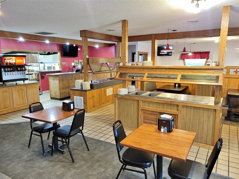 More Photos Of 105 SE 2 Hwy, Rugby Restaurant For Lease