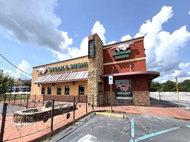 More Photos Of 5437 Highway 153, Hixson Restaurant For Sale