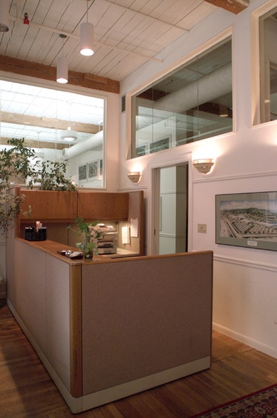 More Photos Of 85 Willow St, New Haven Flex For Lease