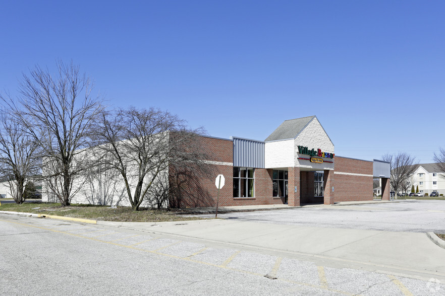 Primary Photo Of 3241 Northview Dr, Elkhart Freestanding For Lease