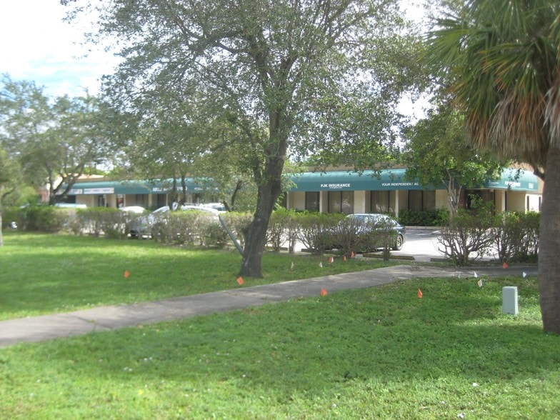 More Photos Of 2500 N Powerline Rd, Pompano Beach Industrial For Lease