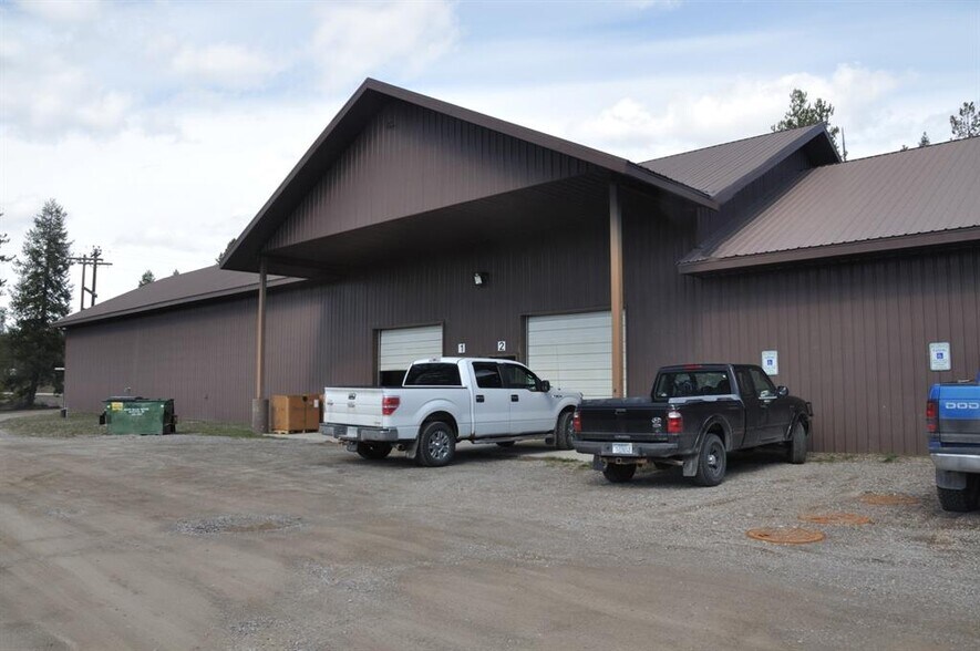 More Photos Of 6065 - 6073 US Highway 93, Olney Warehouse For Lease