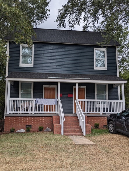 More Photos Of 302 Picadilly St, Columbia Specialty For Sale