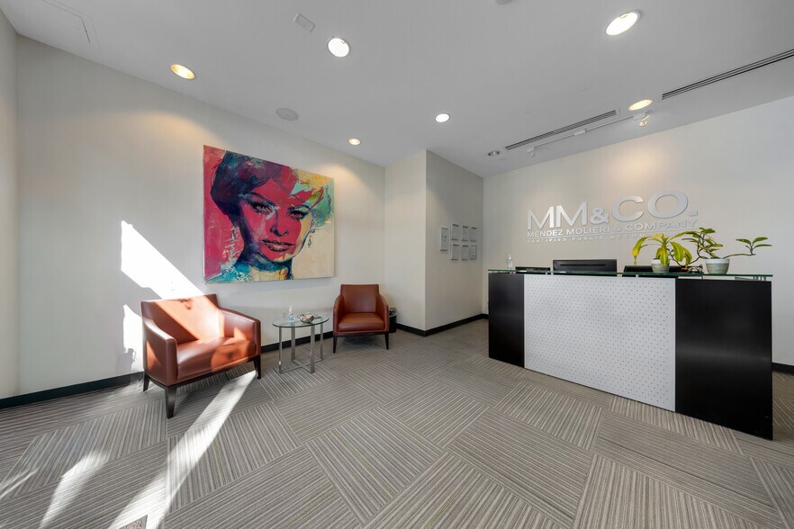 More Photos Of 2155-2159 SW 22nd St, Miami Office For Lease