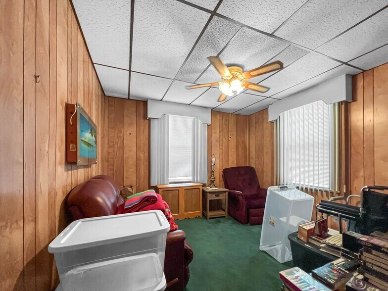 More Photos Of 700-702 N 7th St, Newark Apartments For Sale
