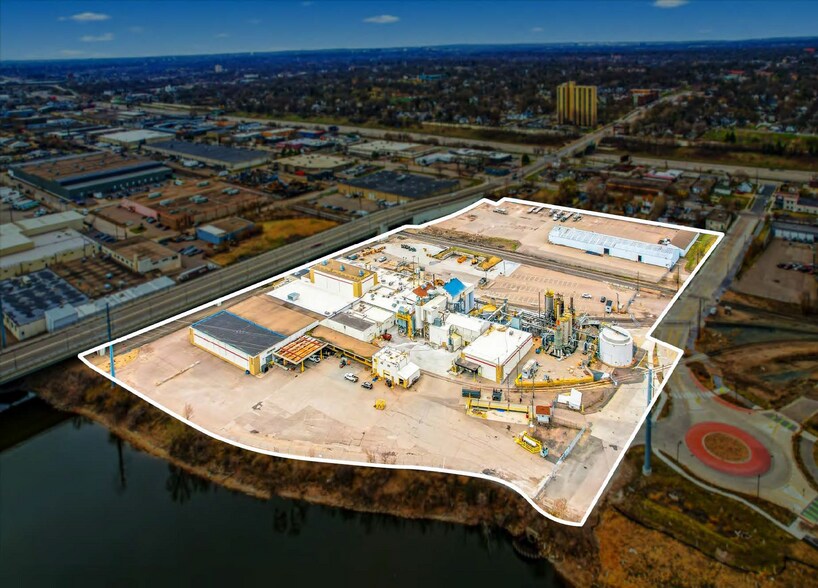 Primary Photo Of 111 N 33rd Ave N, Minneapolis Manufacturing For Sale