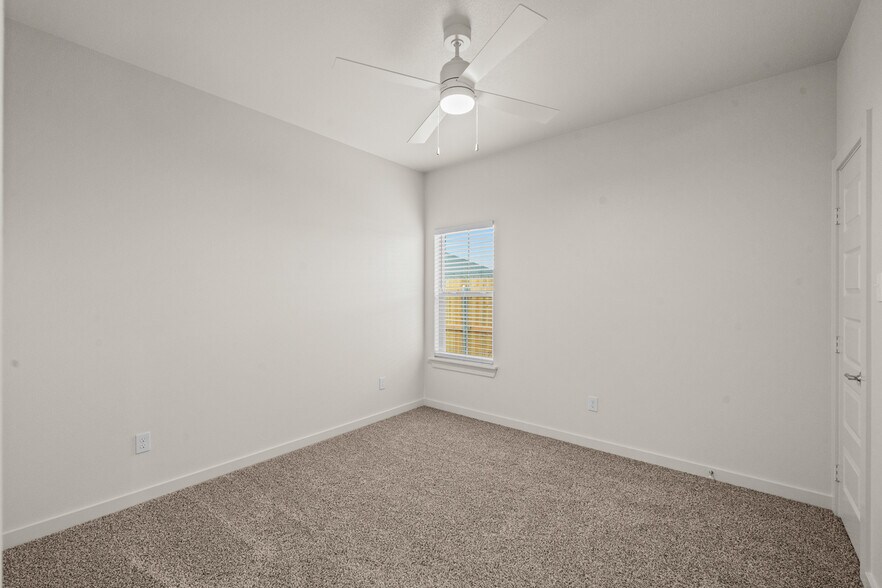 More Photos Of 7030-7036 41st st, Lubbock Apartments For Sale