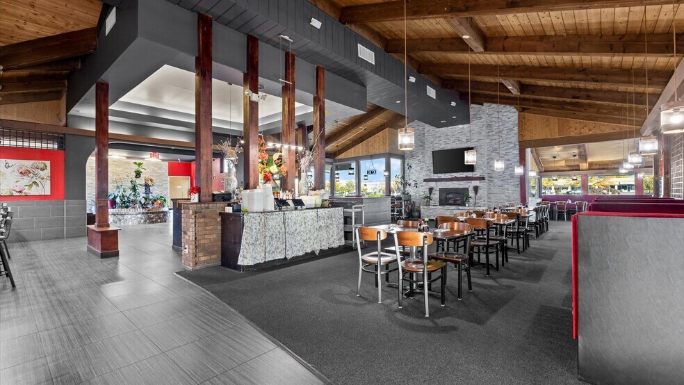 More Photos Of 2839 North Ave, Grand Junction Restaurant For Sale