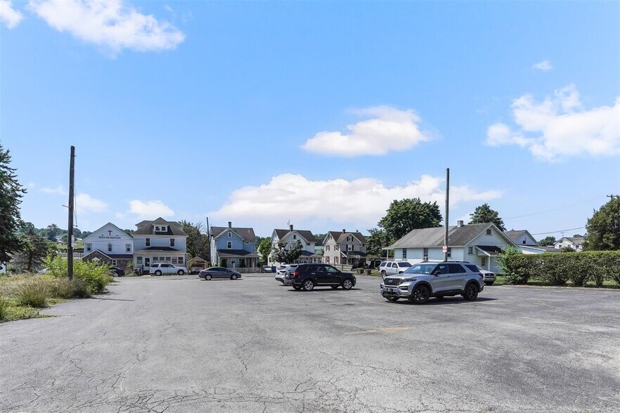 More Photos Of 1470 W Baltimore Pike, Toughkenamon Restaurant For Sale