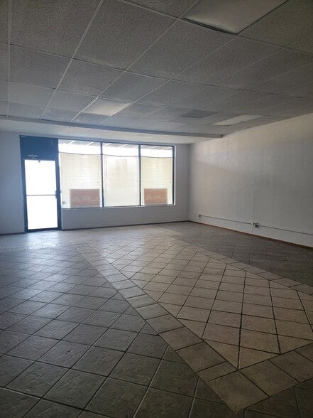 More Photos Of 2531 E University Dr, Tempe Office For Lease