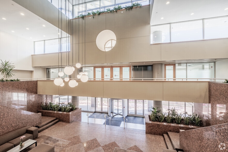 More Photos Of 400 Kelby St, Fort Lee Office For Lease