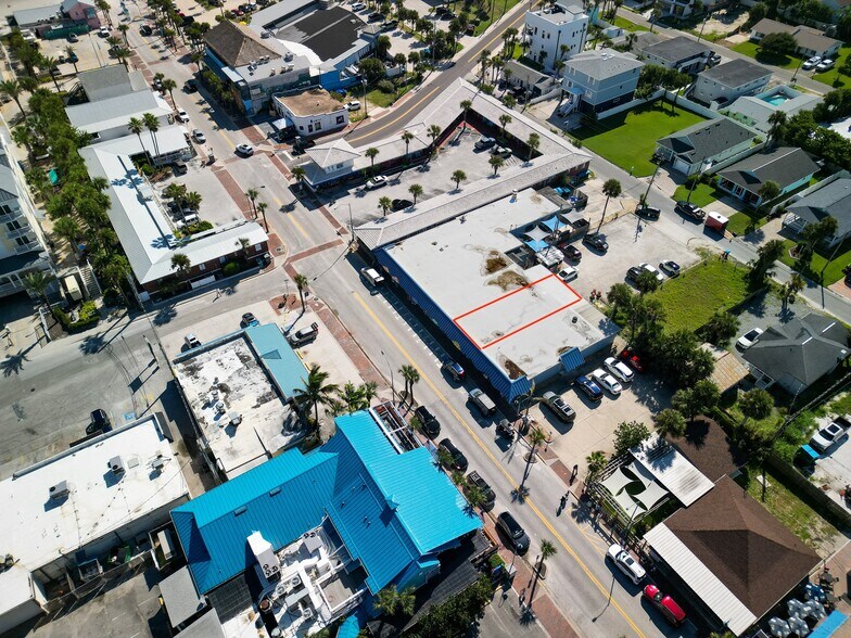 More Photos Of 415 Flagler Ave, New Smyrna Beach Storefront For Sale