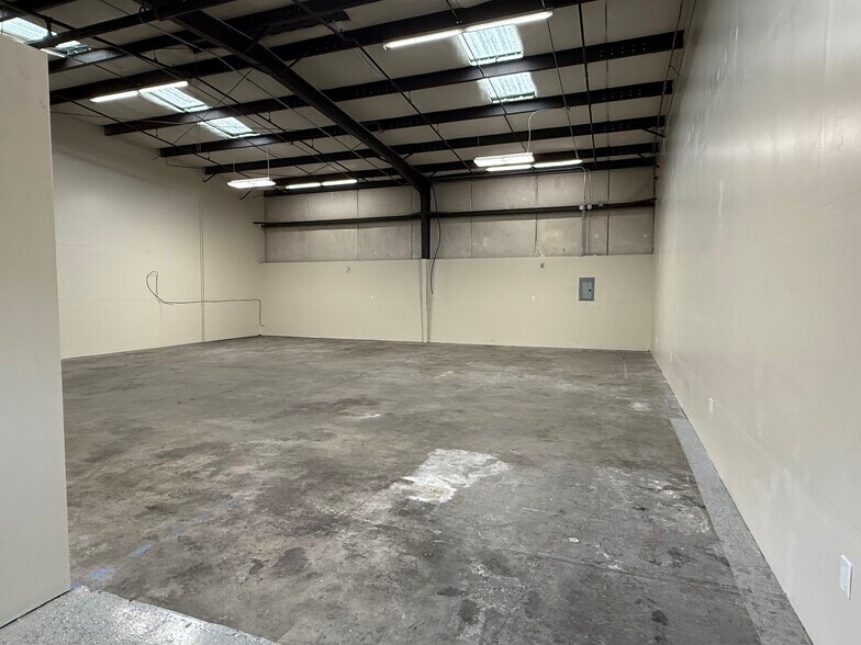 More Photos Of 1401 Grove St, Healdsburg Industrial For Lease