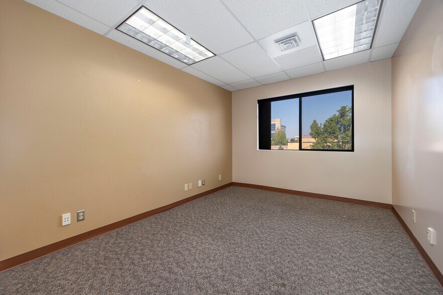 More Photos Of 829 Goethals Dr, Richland Office For Lease