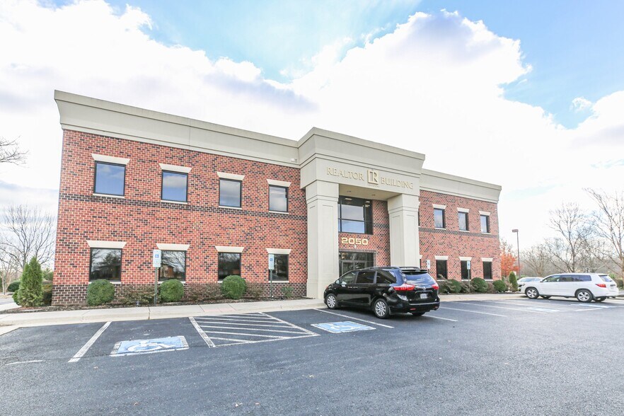 More Photos Of 2050 Gordon W Shelton Blvd, Fredericksburg Office For Lease