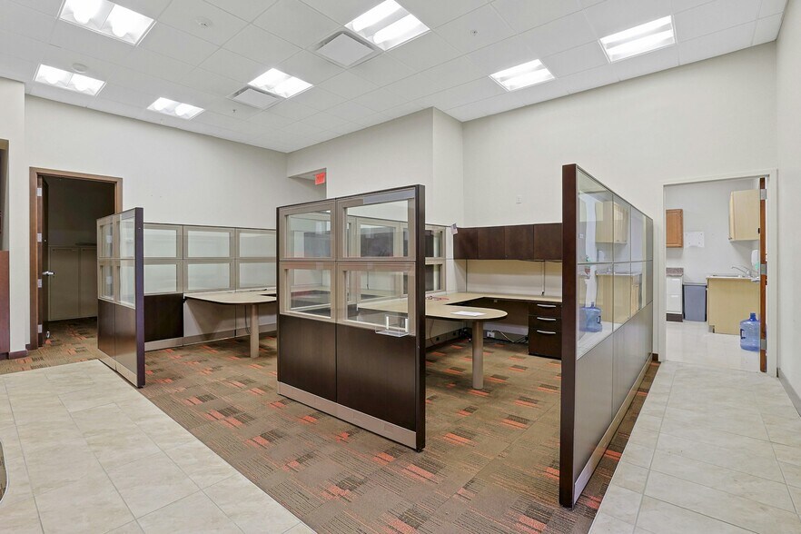 More Photos Of 1-3 Cavalry Dr, New City Storefront Retail Office For Lease