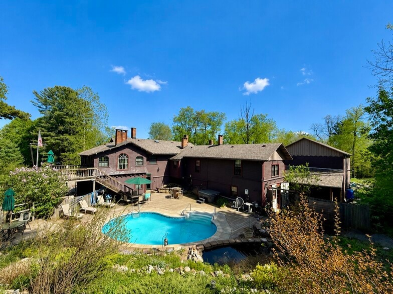 More Photos Of 4023 Rippleton Rd, Cazenovia Hospitality For Sale