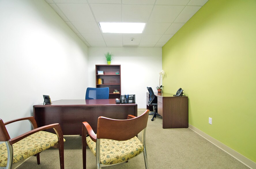 More Photos Of 600 Mamaroneck Ave, Harrison Office For Lease