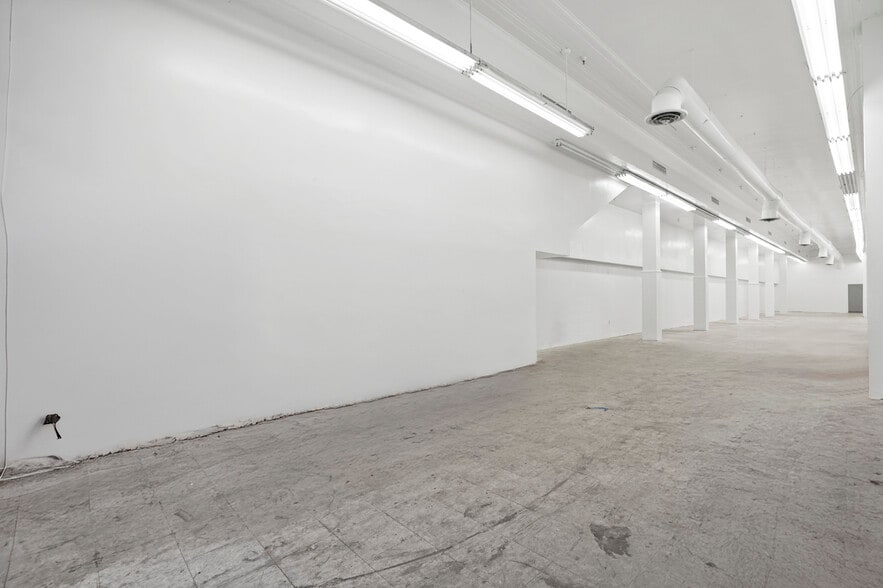 More Photos Of 431 S Broadway, Los Angeles Office For Lease