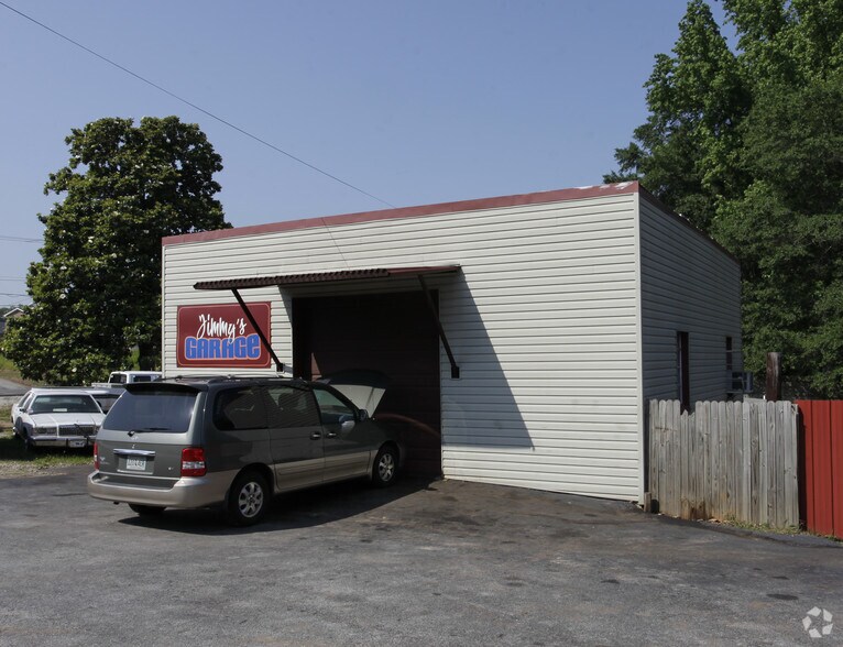 More Photos Of 1101 N Main St, Greer Auto Repair For Sale