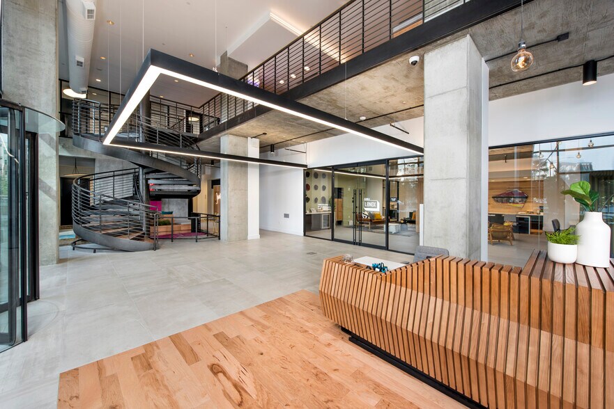 More Photos Of 3478 Lakeside Dr NE, Atlanta Apartments For Lease