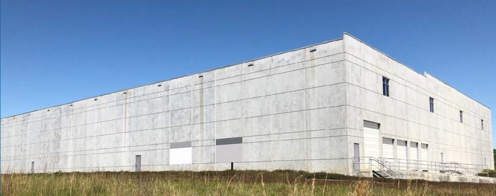 More Photos Of 2800 Repi Ct, Gastonia Distribution For Lease
