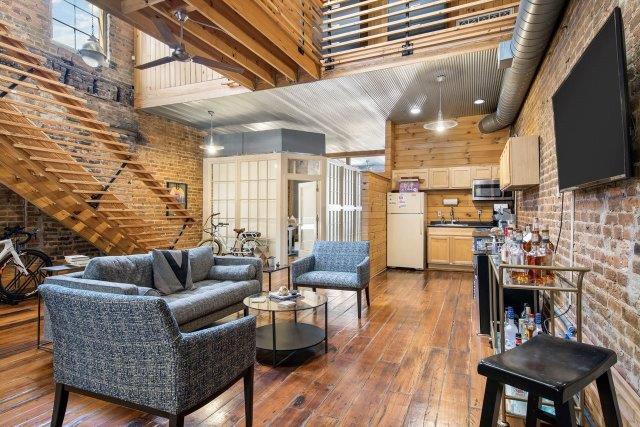 More Photos Of 714 Gay, Knoxville General Retail For Lease