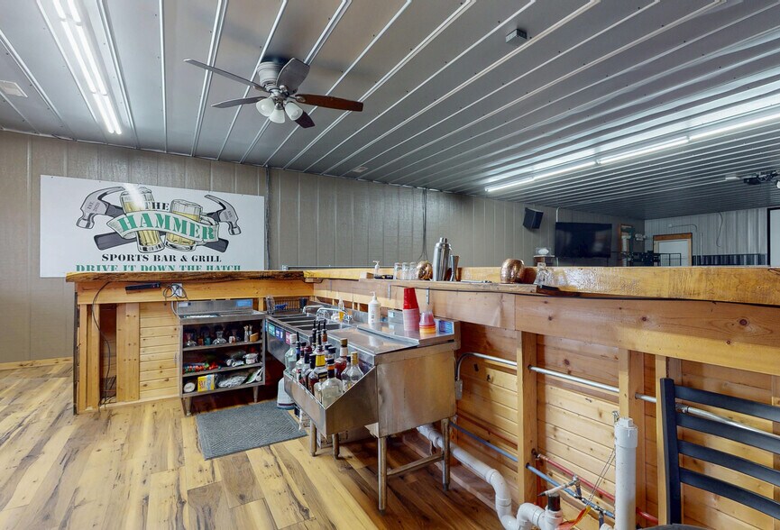 More Photos Of 165 Nebraska St, Sterling General Retail For Sale