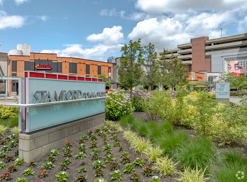 More Photos Of 100 Greyrock Pl, Stamford Unknown For Lease