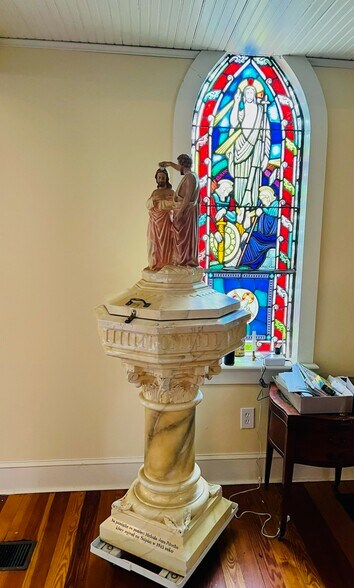 More Photos Of 20 St Clair St, Middleport Religious Facility For Sale