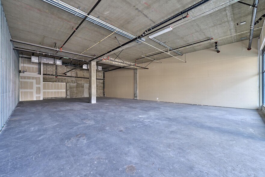 More Photos Of 3170 W Olympic Blvd, Los Angeles Apartments For Lease