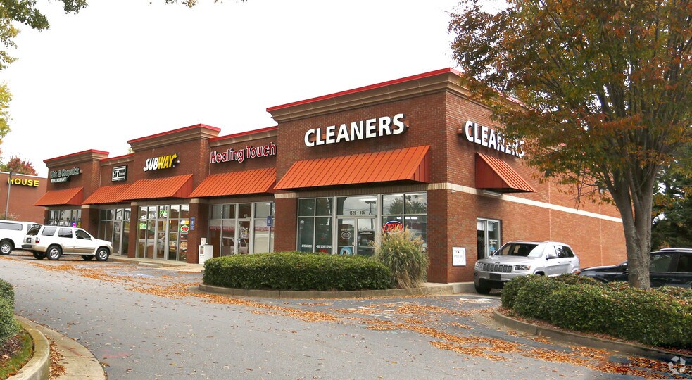 Primary Photo Of 1525 McFarland Rd, Alpharetta Storefront For Lease