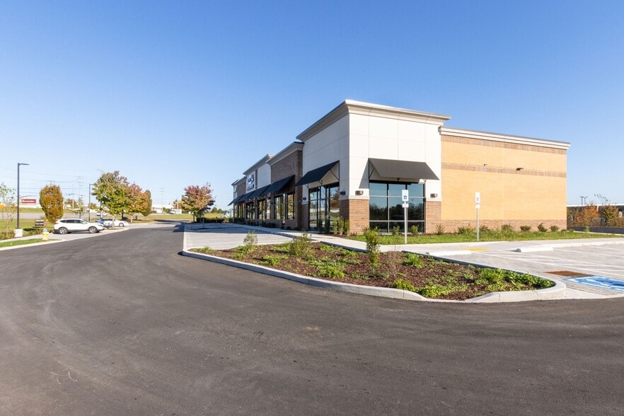 More Photos Of 1516-1536 Joe B Jackson Pky, Murfreesboro Freestanding For Lease