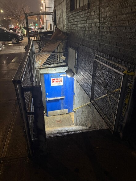 More Photos Of 45-35 39th St, Long Island City Warehouse For Lease
