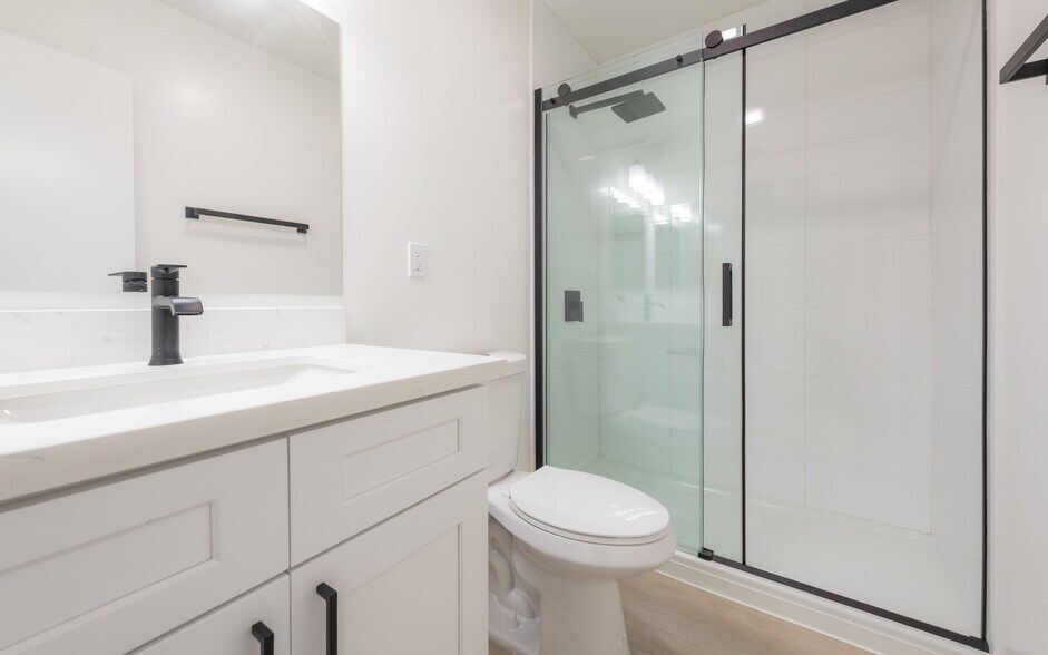 More Photos Of 3135 Ivy St, San Diego Apartments For Sale