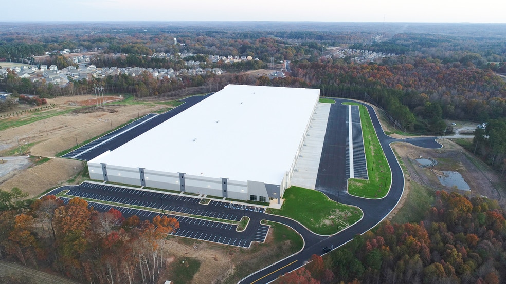 More Photos Of 753 Broadway Ave, Braselton Distribution For Lease