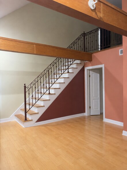 More Photos Of 1454 Grafton St, Worcester Light Manufacturing For Lease