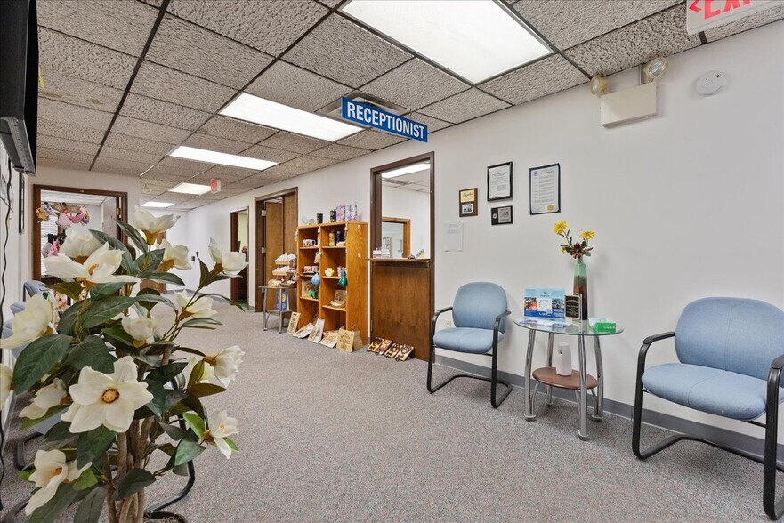 More Photos Of 1780 Westland Rd, Cheyenne Office For Sale
