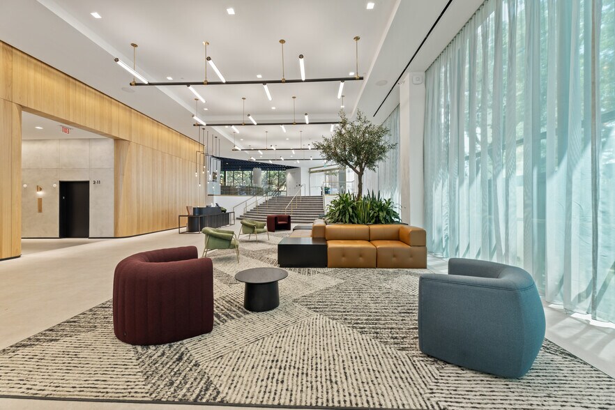 More Photos Of 8350 N Central Expy, Dallas Unknown For Lease